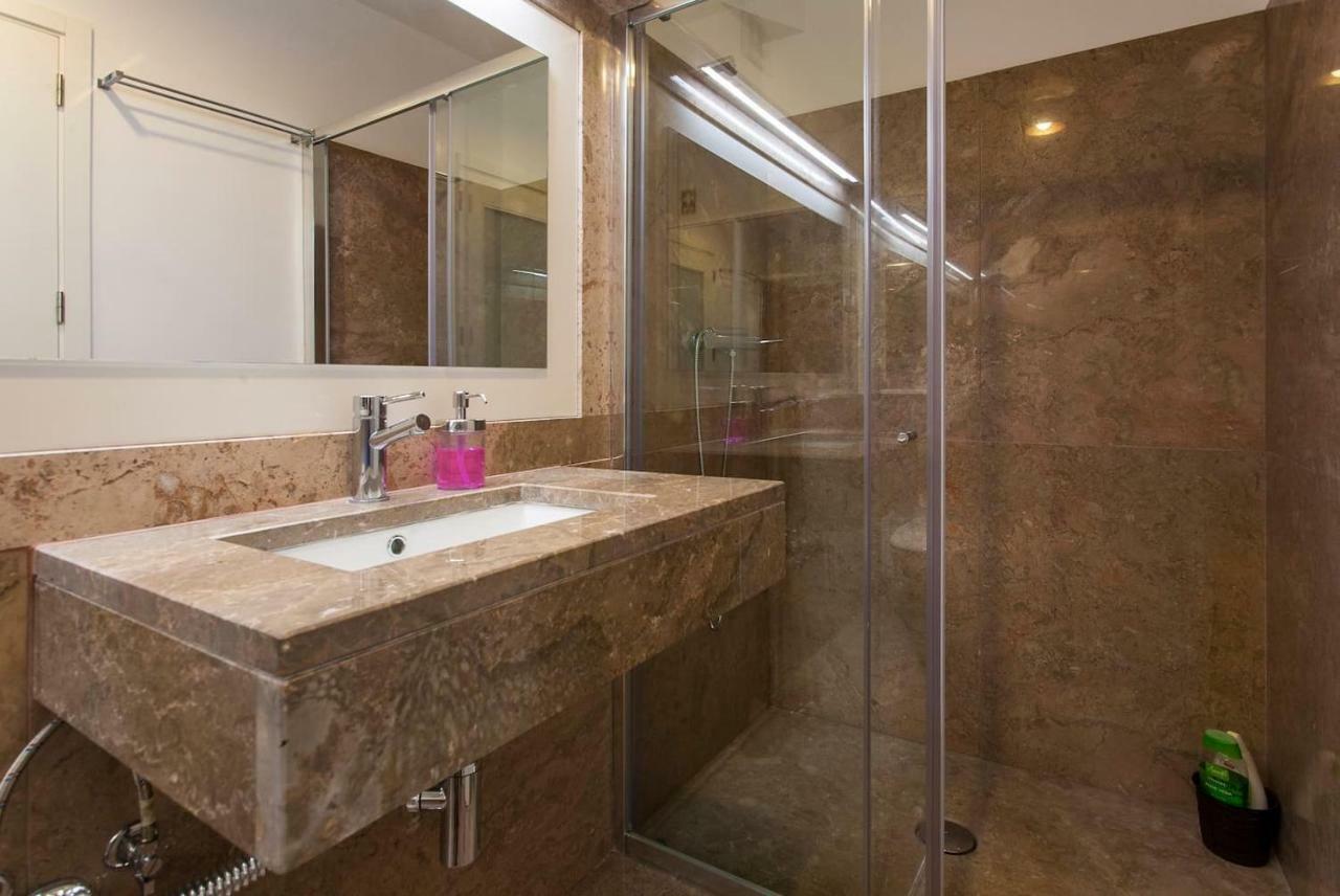 Exquisit Flat Right Appartement *